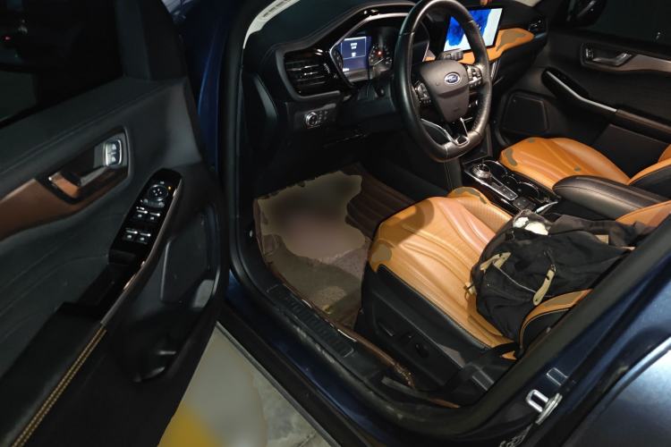 Used Ford Escape 2020 EcoBoost 245 Two-Wheel-Drive Titanium Edition