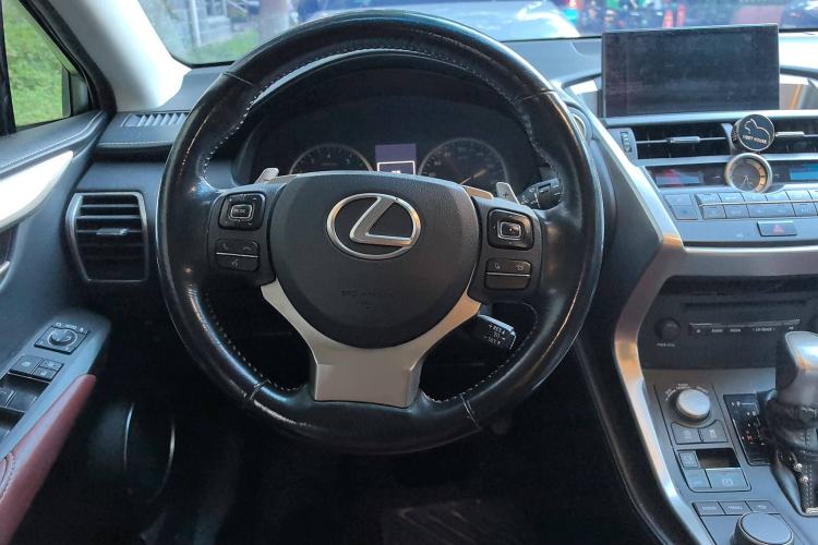 Used Lexus NX 2015 200T All-Wheel-Drive Fēngshàng Edition
