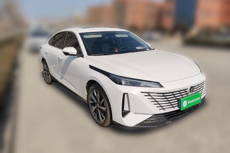 Used Changan Eado 2025 Blue Whale 1.5T 500Bar Prestige Model