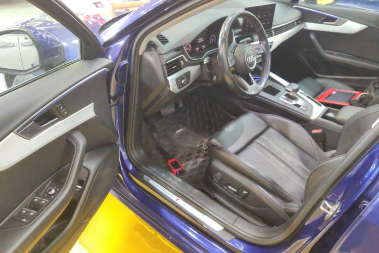 Used Audi A4L 2022 40 TFSI Fashion Dynamic Model
