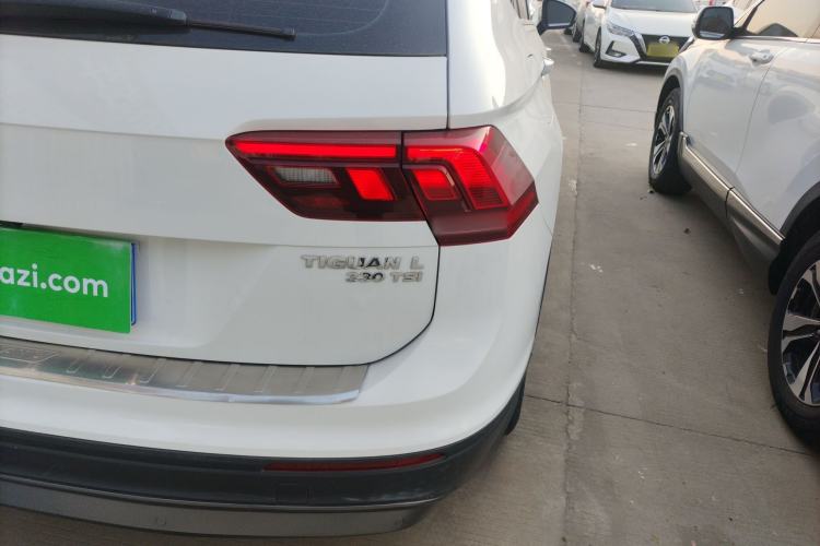 Used Volkswagen Tiguan L 2017 330TSI Automatic Two-Wheel Drive Luxury Edition
