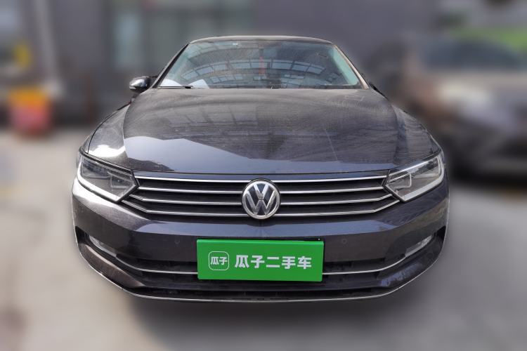 Used Volkswagen Magotan 2018 330TSI DSG Advanced Model
