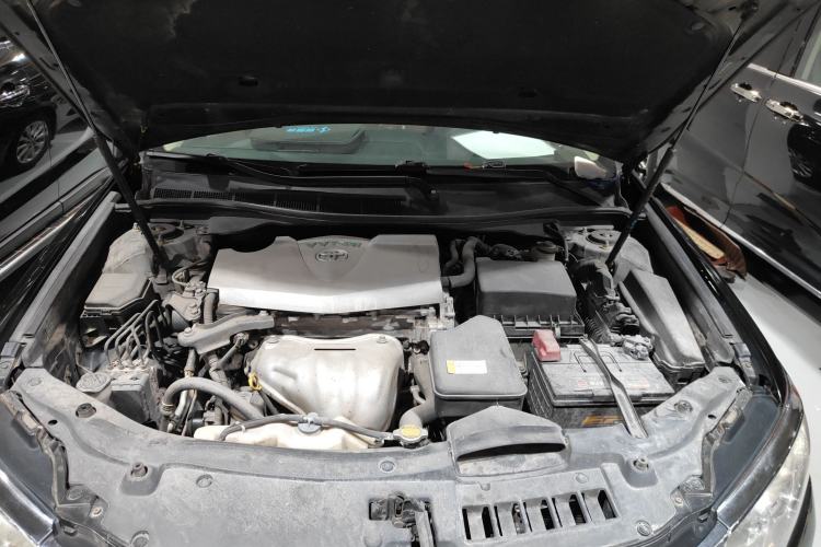 Used Toyota Camry 2016 2.0G 10th Anniversary Leading Edition
