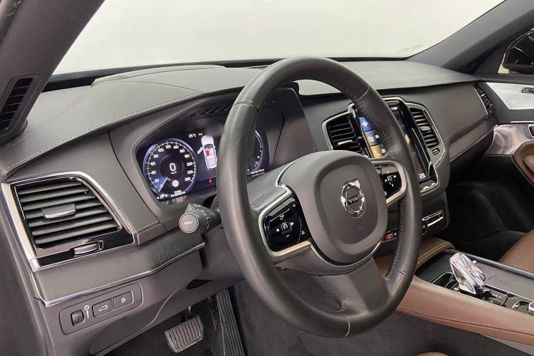 Used Volvo XC90 New Energy 2021 E-Drive Hybrid T8 Luxury Flagship 7-Seater
