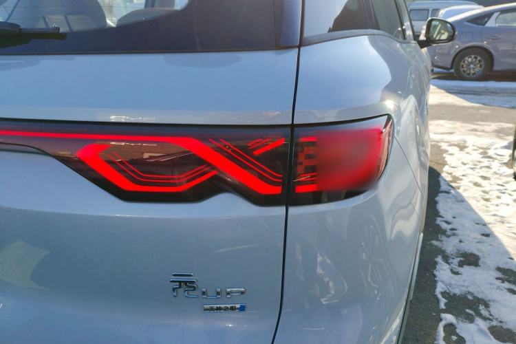 Used BYD Yuan UP 2025 Intelligent Driving Version 401 km Beyond-Range Edition