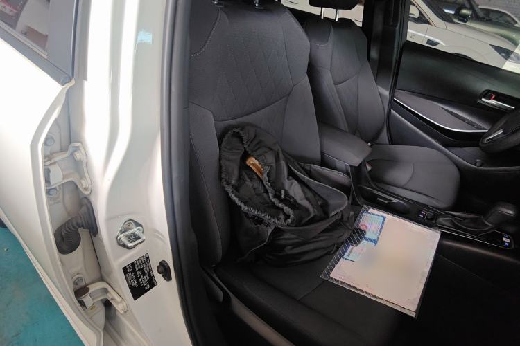 Used Toyota Corolla 2021 Dual-Motor 1.8L E-CVT Elite Edition