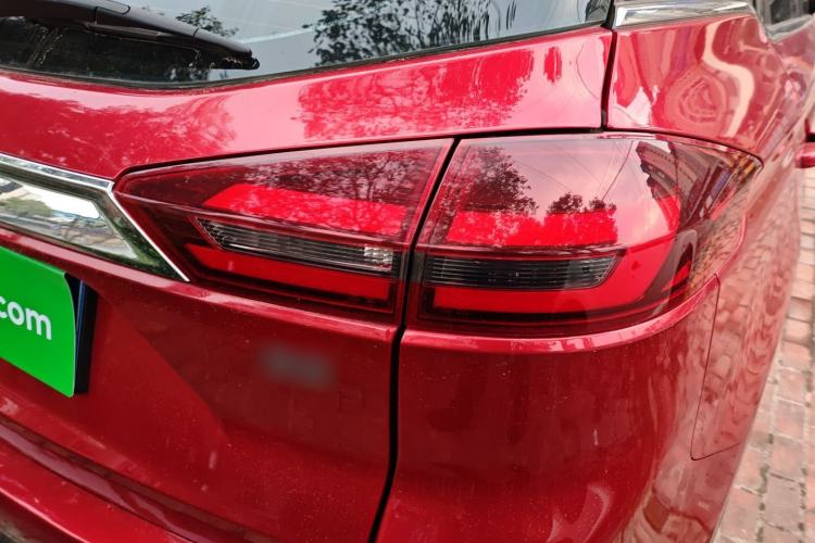 Used Geely Auto Emgrand X7 Sport 2018 1.8TD Automatic Two-Wheel Drive Smart 4G Connected Version