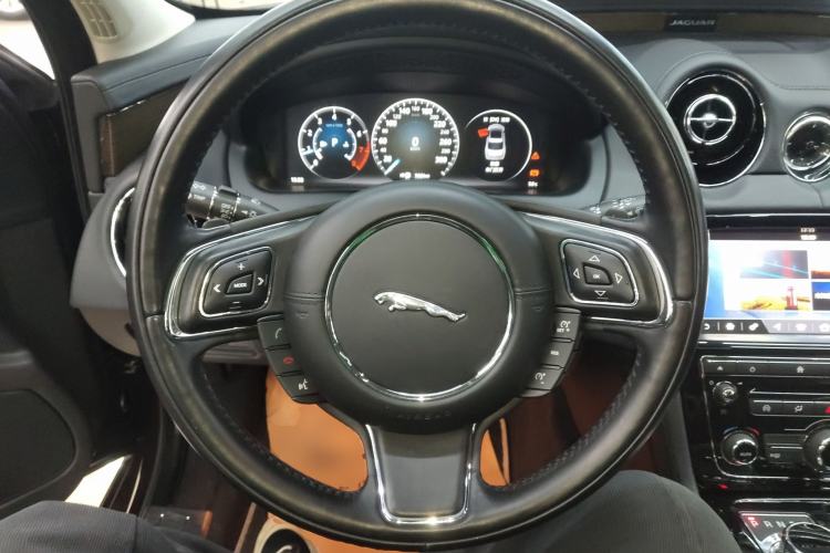 Used Jaguar XJ 2018 XJL 3.0 SC Two-Wheel-Drive Elegant Business Edition
