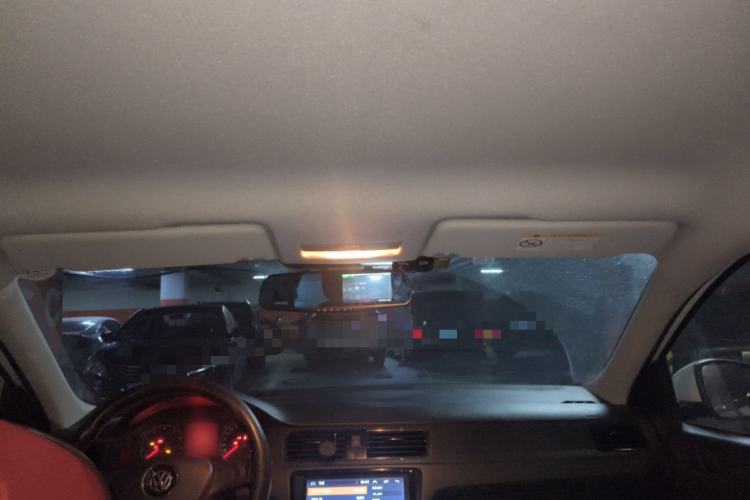 Used Volkswagen Santana 2016 1.6L Manual Fashion Edition
