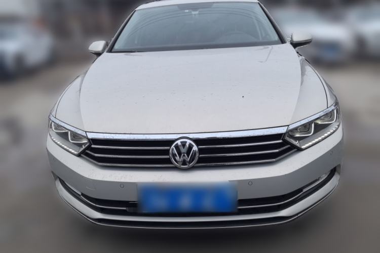 Used Volkswagen Magotan 2017 330TSI DSG Luxury Model