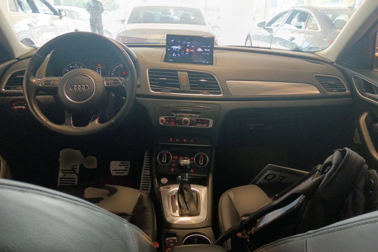 Used Audi Q3 2017 30 TFSI Fashion Model
