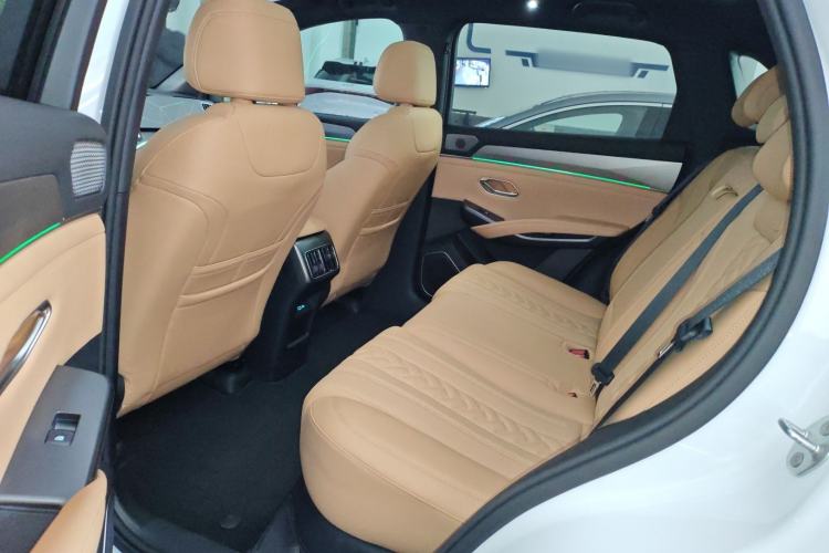 Used BYD Song L DM-i 2025 Intelligent Driving Version 160 km Beyond-Range Type