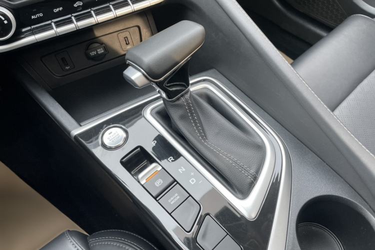 Used Changan Eado 2020 PLUS Blue Whale NE 1.4T GDI DCT Prestige Model
