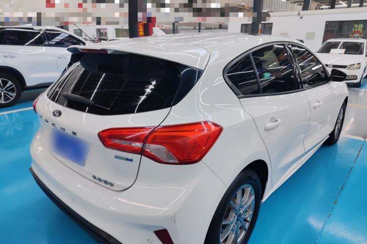 Used Ford Focus 2021 Hatchback EcoBoost 180 Automatic Titanium Edition
