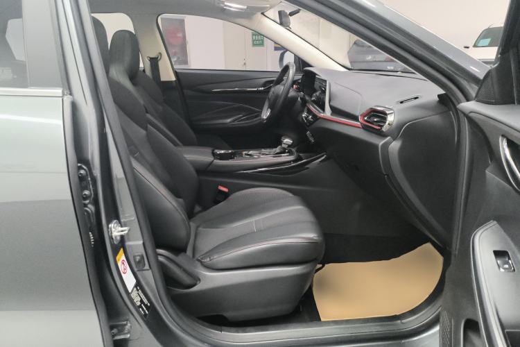 Used Oshan X5 2021 1.5T DCT Prestige Edition
