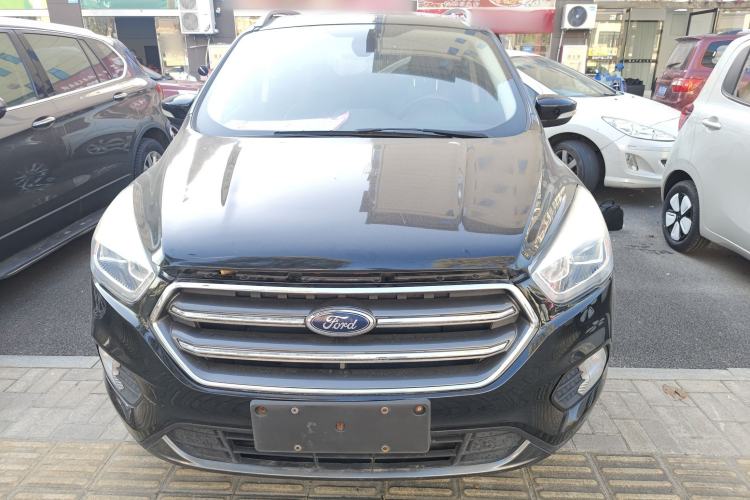 Used Ford Kuga 2019 EcoBoost 180 Two-Wheel-Drive Platinum Edition China VI Standard