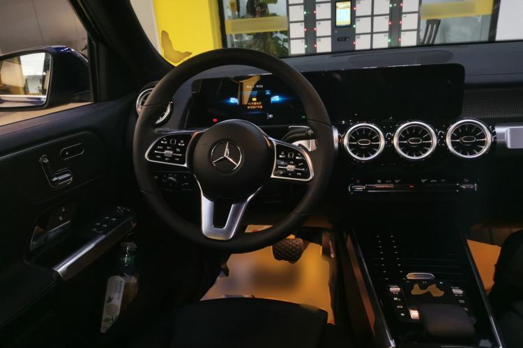 Used Mercedes-Benz GLB 2021 GLB 200 Fashion Model
