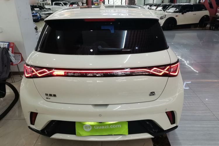 Used BYD Dolphin 2023 420 km Fashion Edition
