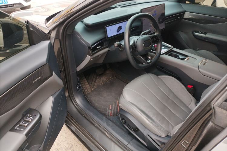 Used Lynk & Co 07 2024 EM-P 126 Long-Range Ultra
