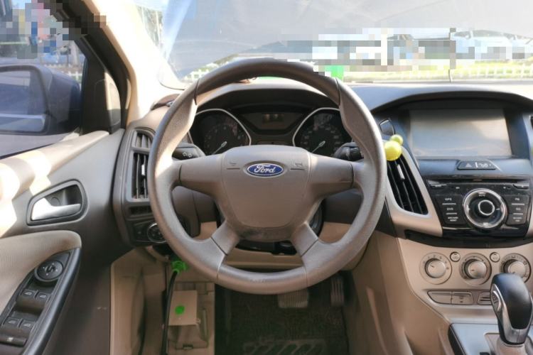 Used Ford Focus 2012 Sedan 1.6L Automatic Comfort Model
