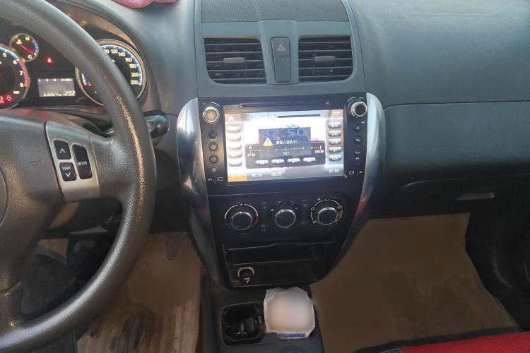 Used Suzuki SX4 2013 1.6L Manual CoolRide Model
