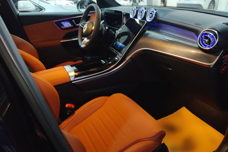 Used Mercedes-Benz GLC 2025 Refresh GLC 260 L 4MATIC Dynamic Edition