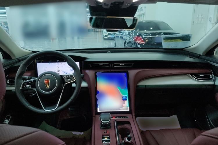 Used Hongqi H5 2025 2.0T Automatic Flag Edition – 500 000 Units Commemorative Version
