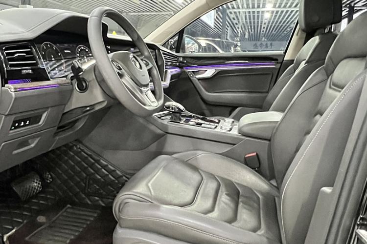 Used Volkswagen Touareg 2019 2.0TSI Ruiyi Edition China VI Standard
