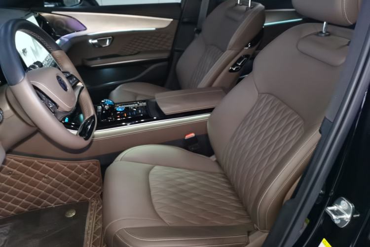 Used BYD Han 2024 DM-i Glory Edition 121KM Elite Model
