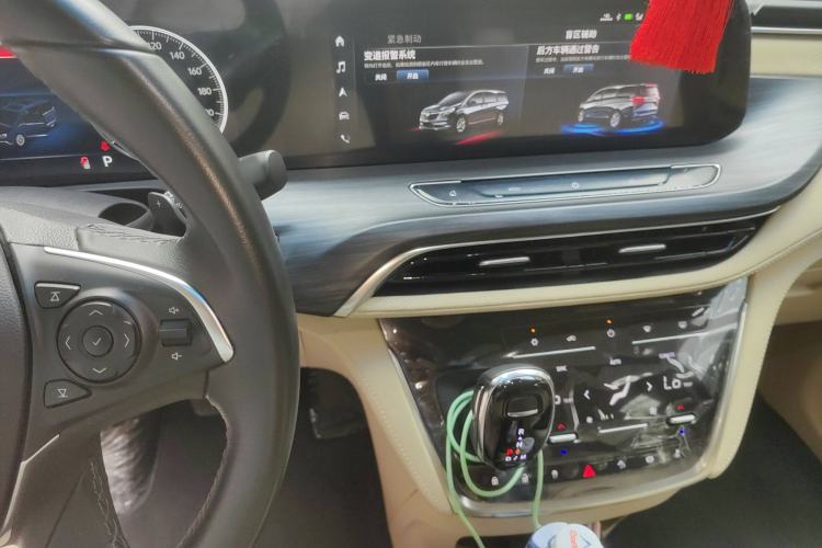 Used Buick GL8 2022 ES Land Cruiser 653T Luxury Model
