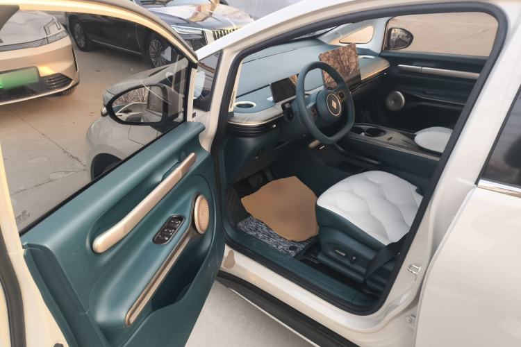 Used Baojun Cloud 2023 460 Max Lingxi Version
