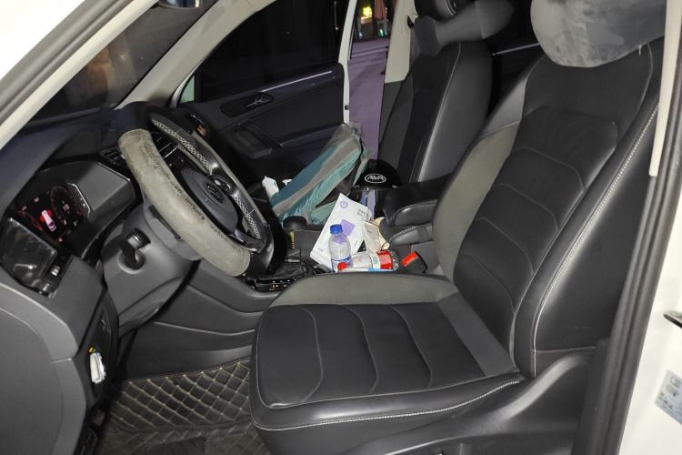 Used Volkswagen Tiguan L 2021 330TSI Automatic Two-Wheel Drive R-Line Enhanced Edition
