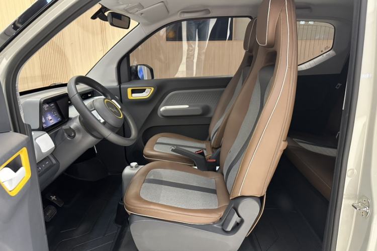 Used Wuling Hongguang MINIEV 2022 GAMEBOY 300km Enthusiast Model with Lithium Iron Phosphate