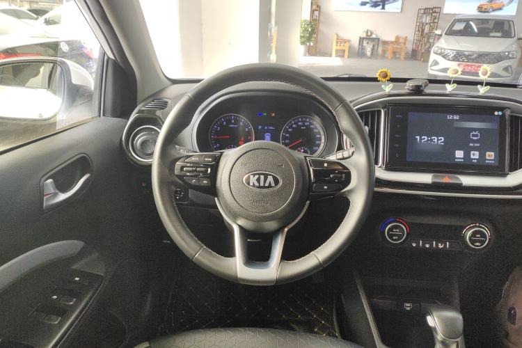 Used Kia kx1 Stonic 2019 1.4L Automatic Sport Edition China VI