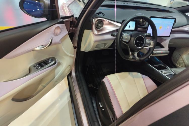 Used BYD Dolphin 2021 405 km Fashion Edition
