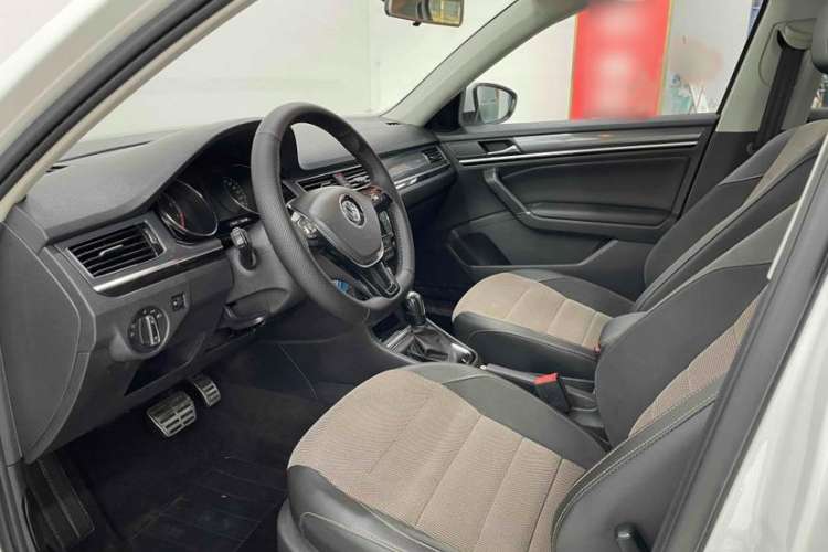 Used Volkswagen C-TREK 2018 1.5L Automatic Comfort Model
