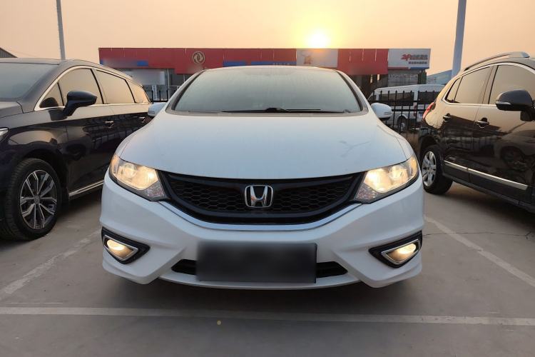 Used Honda Jade 2013 1.8L automatic Comfort version 5 seats
