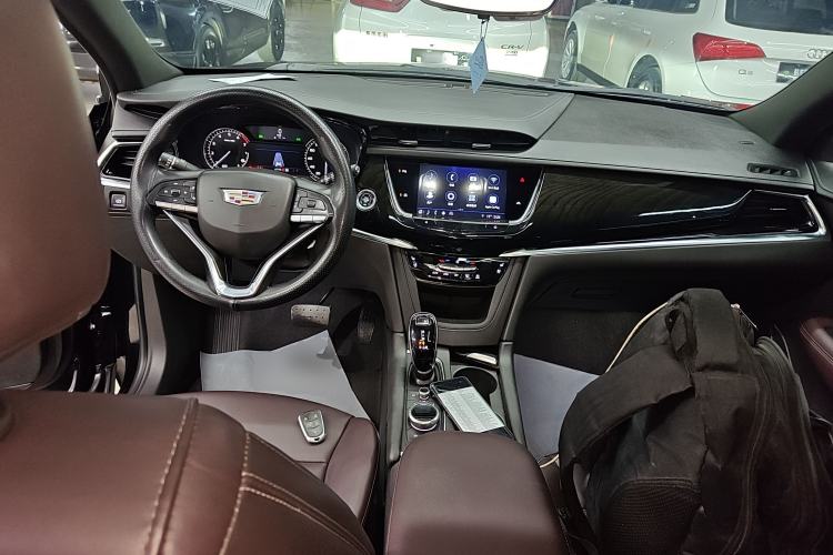 Used Cadillac XT6 2022 2.0T Six-Seater Four-Wheel Drive Luxury 120th Anniversary Limited Edition