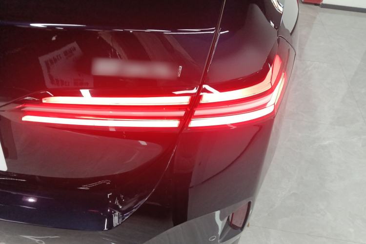 Used BMW 5 Series 2024 530Li Luxury Edition M Sport Package