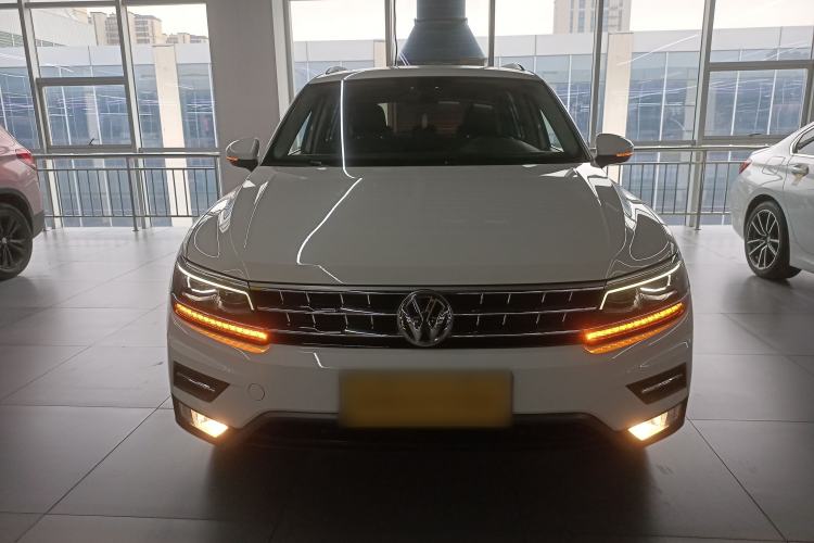 Used Volkswagen Tiguan L 2017 380TSI Automatic All-Wheel-Drive Luxury Edition
