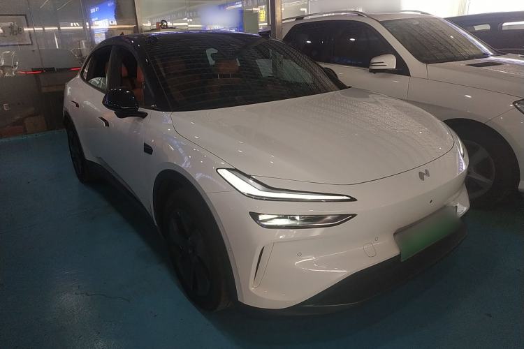 Used ONVO L60 2024 60 kWh Rear-Drive Version
