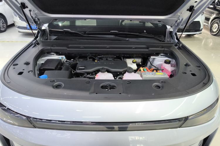 Used Leapmotor C16 2024 Range-Extended 200 Luxury Edition
