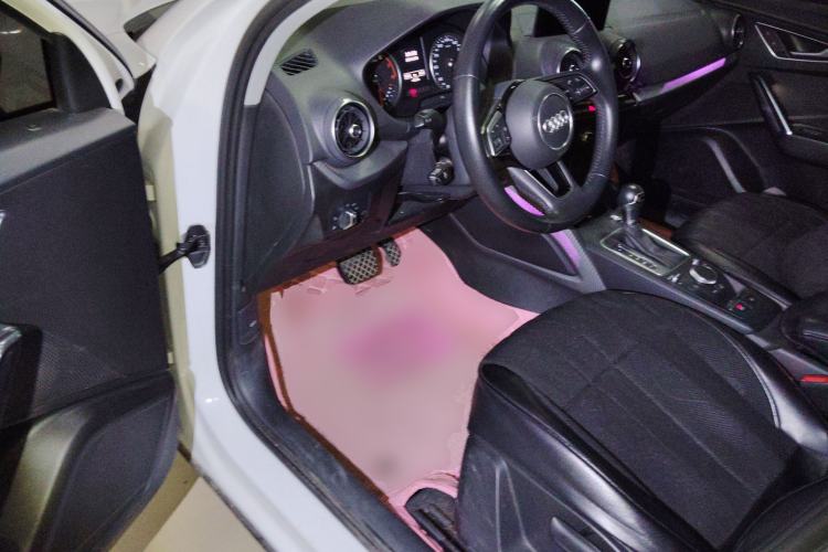 Used Audi Q2L 2018 35 TFSI Launch Exclusive Edition China VI
