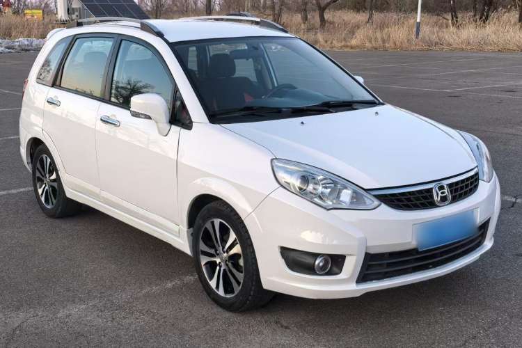 Used Suzuki Liana A6 2015 Hatchback 1.4L Manual Enjoyment Model
