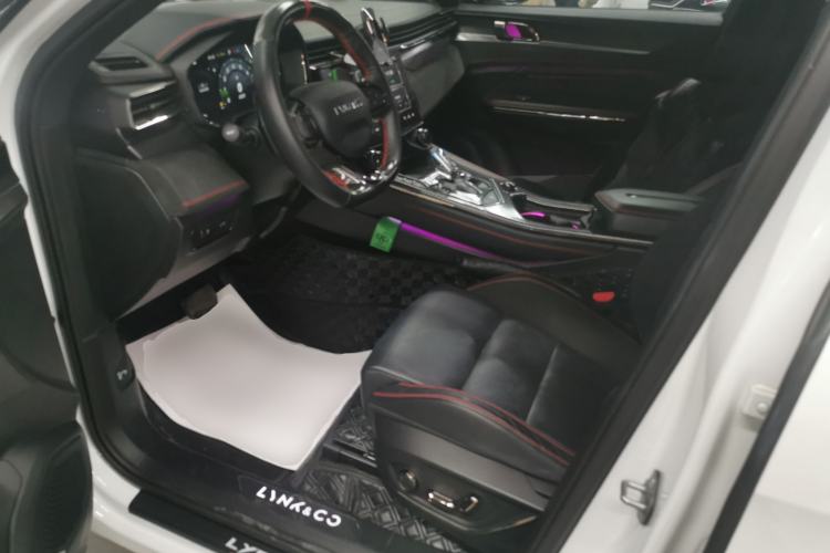 Used Lynk & Co 05 2020 2.0TD Four-Wheel Drive HypeHalo
