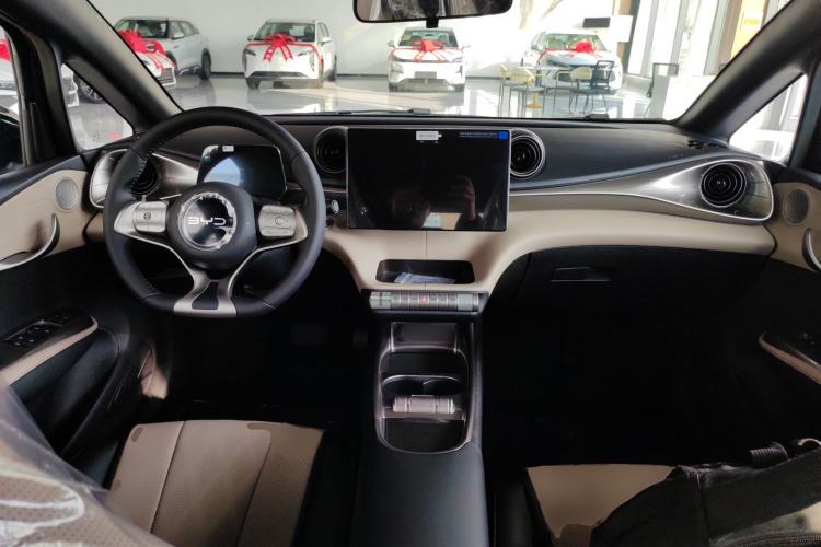 Used BYD Dolphin 2025 420km Free Edition
