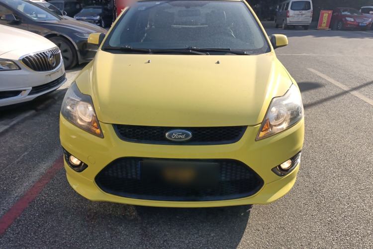 Used Ford Focus 2013 Hatchback Classic 1.8L Manual Fashion Edition
