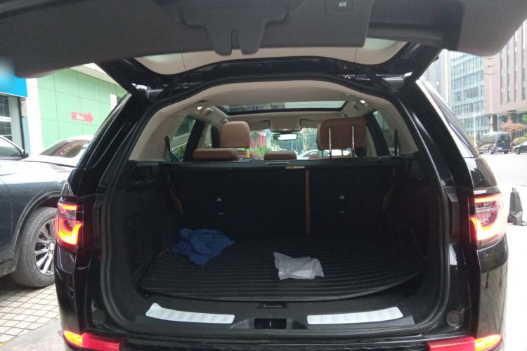 Used Land Rover Discovery Sport 2024 Luxury Custom Edition