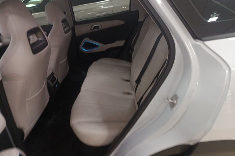 Used BYD Yuan UP 2025 Intelligent Driving Version 401 km Beyond-Range Edition
