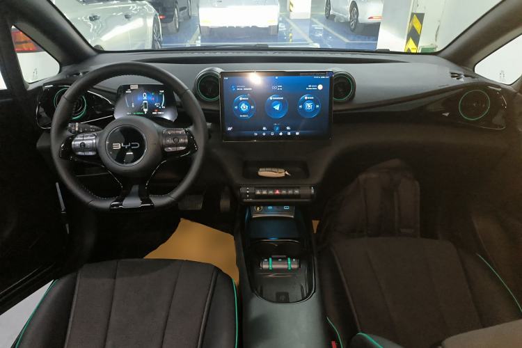 Used BYD Dolphin 2025 420km Fashion Edition
